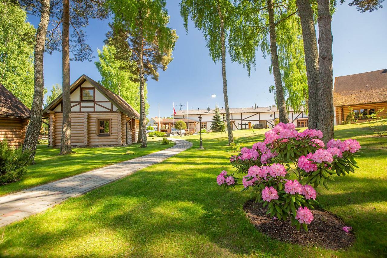 Dzintarkrasts Otel Zocenes Ciems Dış mekan fotoğraf